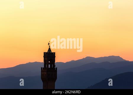 Mountainous view at Palazzo vecchio tower in Florence in dusk Stock Photo