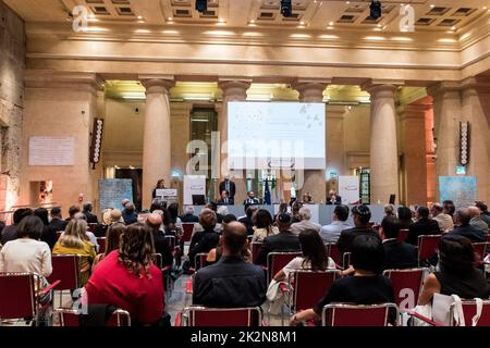 Eomw, Italie. 21st septembre 2022. Présentation du livre: 'Il silenzio che urla. L'attentato alla sinagoga di Roma del 9 ottobre 1982' par Gadiel Gaj Tachè, à l'occasion de l'anniversaire de l'assassinat au Tempio Maggiore à Rome le 9 octobre 1982 par des terroristes palestiniens dans lesquels Stefano gay Tachè, âgé de deux ans, a été assassiné. (Photo par Andrea Ronchini/Pacific Press) crédit: Pacific Press Media production Corp./Alay Live News Banque D'Images