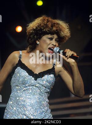 TINA TURNER ; vivre à Wembley Arena, Londres, Royaume-Uni ; 1996 ; crédit : Mel Longhurst / Performing Arts Images ; www.performingartsimages.com Banque D'Images