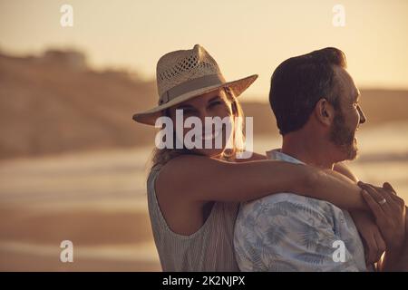 J'ai trouvé l'homme de mes rêves. Photo d'un couple affectueux et mature qui passe un moment de qualité ensemble. Banque D'Images