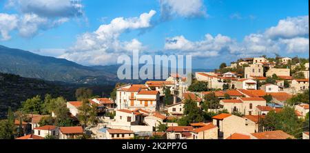 Panorama du village de Vofou. Chypre Banque D'Images