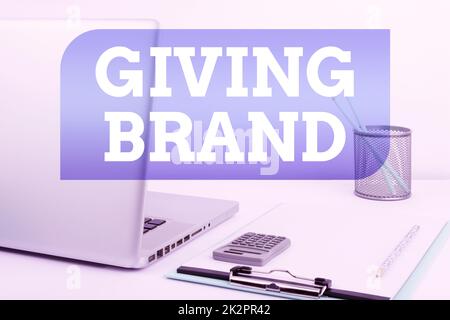 Affiche textuelle indiquant donner la marque. Mot pour le processus de donner un nom aux produits ou services d'une entreprise Banque D'Images