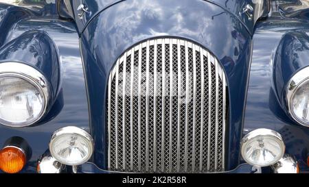 Voiture d'époque à la menthe Banque D'Images