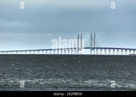 Pont d'Oresund sur la mer entre la Suède et le Danemark Banque D'Images