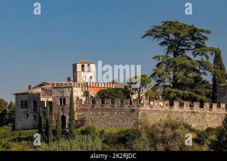 Castello di Castellaro Lagusello, site de l'UNESCO, région Lombardie, Italie Banque D'Images