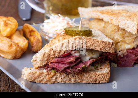 sandwich reuben Banque D'Images