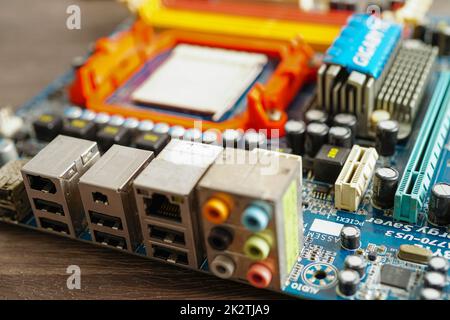 Réparation et mise à niveau de la carte mère de circuits d'ordinateur portable, électronique, matériel informatique et concept de technologie. Banque D'Images