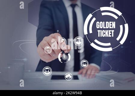 Légende du texte présentant le Golden Ticket. Business concept Rain Check Access VIP Passport Box Office Seat Event homme d'affaires en costume tenant le stylo symbolisant le travail d'équipe réussi. Banque D'Images