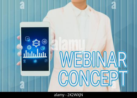 Concept de webinaire sur l'affichage des affiches. Mot pour le concept de webinaire Lady écran de pression de téléphone mobile montrant la technologie futuriste Banque D'Images