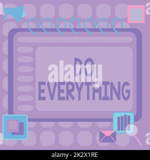 Affiche textuelle indiquant tout faire. Aperçu de l'entreprise Jack de tous les métiers estime de soi Ego Pride sans limites blanc ouvert spirale Notebook avec Une calculatrice et Un stylo sur la table. Banque D'Images