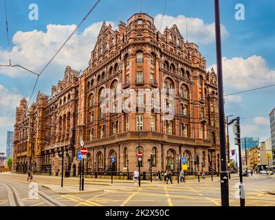 Façade extérieure de l'hôtel Midland à l'angle de la rue Peter et de la rue Lower Mosley, vue de la place St Peters. Manchester. Banque D'Images