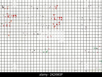 Haute résolution utilisée, lignes épaisses usées papier à carreaux texture papier numérisation d'arrière-plan avec taches de couleur de l'écriture avec des marqueurs, papier peint vieux papier d'école abîmé avec espace de copie pour le texte Banque D'Images