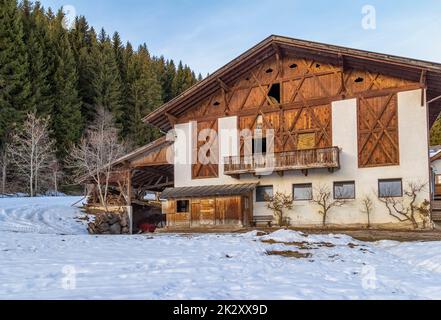 Stable dans le Tyrol du Sud Banque D'Images