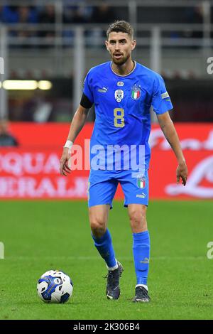 Milan, Italie. 23rd septembre 2022. Stadio Giuseppe Meazza, Milan, Italie. 23rd septembre 2022. Championnat des Nations européennes 2022 football, Italie contre Angleterre; Jorginho de l'Italie crédit: Action plus Sports/Alamy Live News crédit: Action plus Sports Images/Alamy Live News Banque D'Images