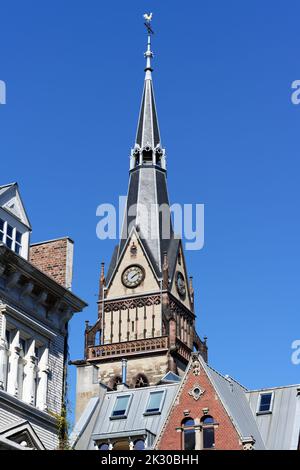 le clocher de l'église christus dans le quartier belge de cologne Banque D'Images
