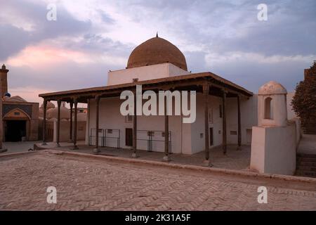 Ancienne mosquée Ak en début de matinée. Khiva, Ouzbékistan Banque D'Images