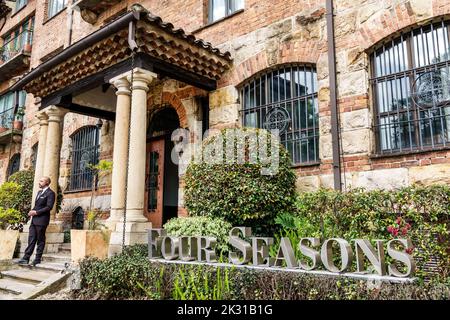 Bogota Colombia,Chapinero Norte Avenida Carrera 7,four Seasons Hotel Bogota Casa Medina luxe hôtel historique 1946 bâtiment de repère extérieur Banque D'Images