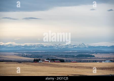 Le long de l'autoroute Trans Canada aux montagnes Rocheuses, Alberta, Canada Banque D'Images