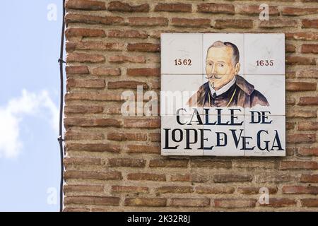 Rue signe à Madrid de la Calle de Lope de Vega, écrivain Banque D'Images