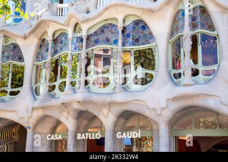 Casa Batlló, l'un des bâtiments d'Antoni Gaudi sur le Passeig de Gràcia à Barcelone, Espagne Banque D'Images