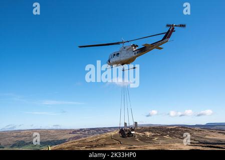 Heli-Lift Services hélicoptère G-BIGB impliqué dans des travaux de restauration de tourbières à Fountains est tombé dans le parc national de Yorkshire Dales 23rd septembre 2022 Banque D'Images