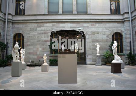 Stockholm, Suède, septembre 2022 : différentes statues exposées au Musée national des beaux-arts suédois (Nationalmuseum) Banque D'Images