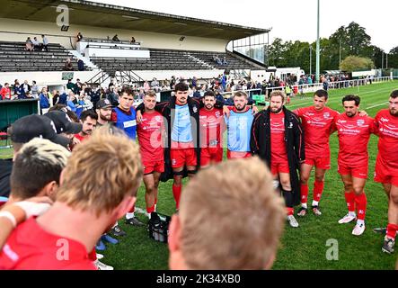 Richmond, Royaume-Uni. 24th septembre 2022. Rugby de championnat. Londres Scottish V Jersey Reds. Le terrain athlétique de Richmond. Richmond. Le caucus de Jersey à la fin du match de rugby de championnat de Londres Scottish V Jersey Reds. Credit: Sport en images/Alamy Live News Banque D'Images