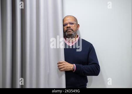 Auteur et poète AMÉRICAIN John Keene, photographié à la Foire du livre de Göteborg, Suède, 24 septembre 2022. Photo: Fredrik Sandberg / TT / code 10080 Banque D'Images