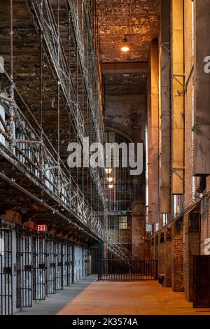 Cellules dans une prison abandonnée Banque D'Images