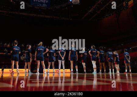 Sydney, Australie. 25th septembre 2022. L'équipe nationale française lors de la cérémonie précédant le match de la coupe du monde 2022 de la FIBA Womens entre le Mali et la France au Superdome de Sydney, en Australie. (Foto: NOE Llamas/Sports Press photo/C - DÉLAI D'UNE HEURE - ACTIVER FTP SEULEMENT SI LES IMAGES DE MOINS D'UNE HEURE - Alay) crédit: SPP Sport Press photo. /Alamy Live News Banque D'Images