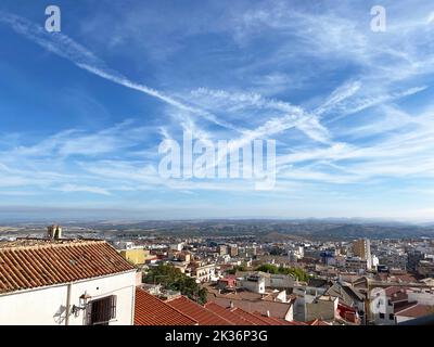 Vue aérienne de Jaen, capitale mondiale de l'huile d'olive, province de Jaen, région andalouse, Espagne. Photo de haute qualité Banque D'Images