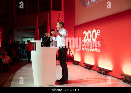 Le président du PS Paul Magnette en photo lors d'un congrès du parti socialiste francophone PS, dimanche 25 septembre 2022 à Bruxelles. BELGA PHOTO HATIM KAGHAT Banque D'Images