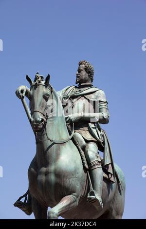 Détail du monument équestre du Grand-Duc Ferdinando i de'Medici sur la Piazza Santissima Annunziata, Florence. Banque D'Images