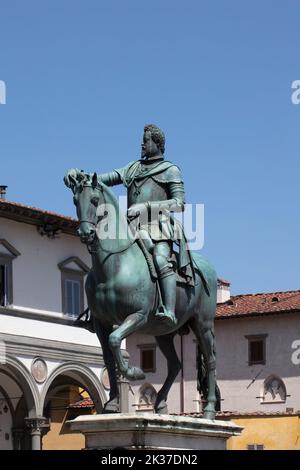 Détail du monument équestre du Grand-Duc Ferdinando i de'Medici sur la Piazza Santissima Annunziata, Florence. Banque D'Images