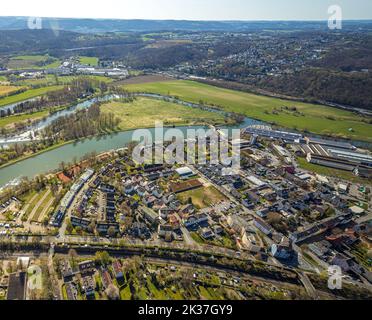 Vue aérienne, vue sur la ville Wetter avec vue sur Hagen, la rivière Ruhr et Obergraben avec la centrale électrique Harkort, l'île de den Weiden, les travaux nautiques communautaires vol Banque D'Images