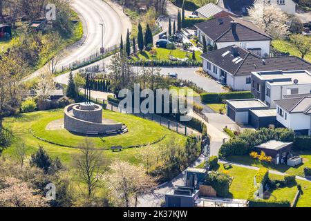 Vue aérienne, mémorial Herbede, mémorial commémorant les morts de la première Guerre mondiale, Westherbede, Witten, région de la Ruhr, Rhénanie-du-Nord-Westphalie, Allemagne, architecte Banque D'Images