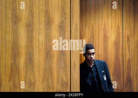 Jamal Musiala en Allemagne lors d'une conférence de presse au stade Wembley, Londres. Date de la photo: Dimanche 25 septembre 2022. Banque D'Images