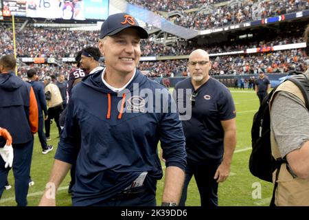 Chicago, États-Unis. 25th septembre 2022. Matt Eberflus, entraîneur-chef de Chicago Bears, est tous souriants après avoir remporté en 23-20 la victoire des Houston Texans au Soldier Field de Chicago, dimanche, 25 septembre 2022. Photo par Mark Black/UPI crédit: UPI/Alay Live News Banque D'Images