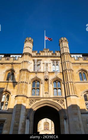 Corpus Christi College est l'un des anciens collèges de l'Université de Cambridge. Il a été fondé en 1352 par les Guilds de Corpus Christi et le B Banque D'Images