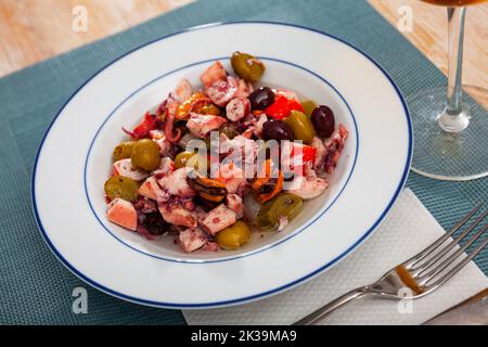 Salade de fruits de mer Salpicon de marisco Banque D'Images