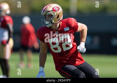 22 septembre 2022 ; Santa Clara, Californie, États-Unis; San Francisco 49ers Tight End Ross Dwelley (82 ans) lors des entraînements au SAP performance Center à côté du Levi’s Stadium. (Stan Szeto/image du sport) Banque D'Images