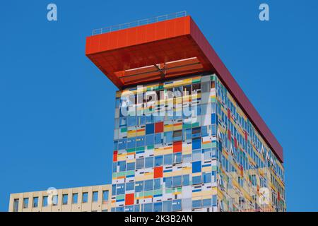 23 juillet 2022, Dusseldorf, Allemagne: INNSIDE extérieur hôtel moderne bâtiment au Media Harbour Banque D'Images