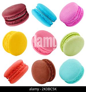 Macarons isolé sur fond blanc, chemin de détourage, pleine profondeur de champ Banque D'Images