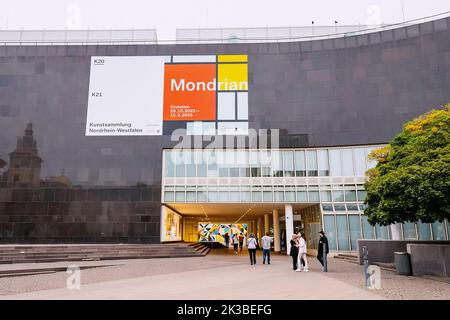 22 juillet 2022, Düsseldorf, Allemagne : façade d'un musée d'art contemporain de K20. Exposition et galerie modernes et culturelles Banque D'Images