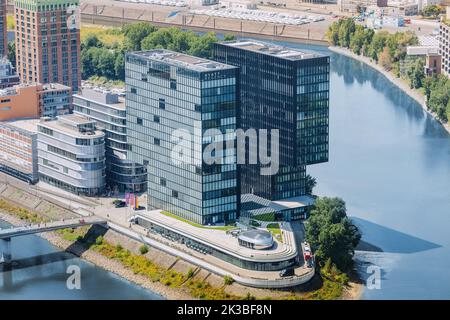 23 juillet 2022, Dusseldorf, Allemagne: Hôtel Hyatt Regency dans un bâtiment moderne et contemporain Banque D'Images