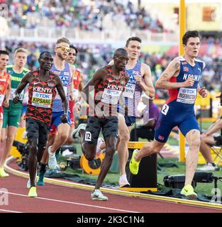 Abel Kipsang, Timothy Cheruiyot, Jakob Iingebrigtsen participant à la finale masculine de 1500m aux Championnats du monde d'athlétisme, Hayward Field, Eugene, or Banque D'Images