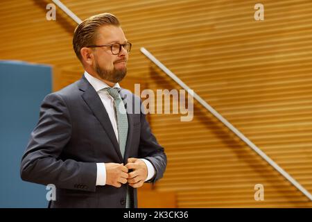 2022-09-26 13:02:04 LA HAYE - Eelco Eikenaar dans la salle d'enquête de la Chambre des représentants lors d'un interrogatoire public de la commission d'enquête parlementaire sur l'extraction du gaz naturel à Groningen. De 2015 à 2019, Eikenaar a été accusé des conséquences de l'extraction de gaz en tant que député de la province de Groningen. ANP bas CZERWINSKI pays-bas - belgique sortie Banque D'Images