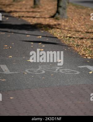 Un cliché vertical de la mobilité de Göteborg pendant la journée en Suède Banque D'Images