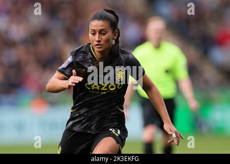 Leicester, Royaume-Uni. 25th septembre 2022. Leicester, Angleterre, 25 septembre 2022: Mayumi Pacheco (33 Aston Villa) pendant le match de la Barclays FA Womens Super League entre Leicester City et Aston Villa au King Power Stadium de Leicester, Angleterre. (James HolyOak/SPP) crédit: SPP Sport Press photo. /Alamy Live News Banque D'Images