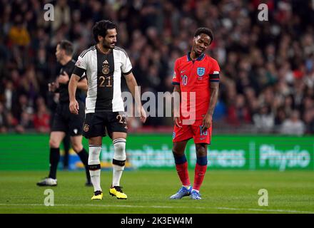 Le Raheem Sterling d'Angleterre réagit lors du match de l'UEFA Nations League au Wembley Stadium, à Londres. Date de la photo: Lundi 26 septembre 2022. Banque D'Images